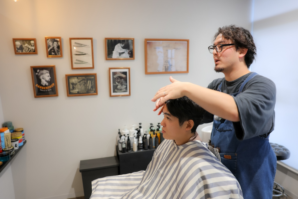 髪を切ることは、心の切り替えでもある
Men's hair Alwaysの岩田さん